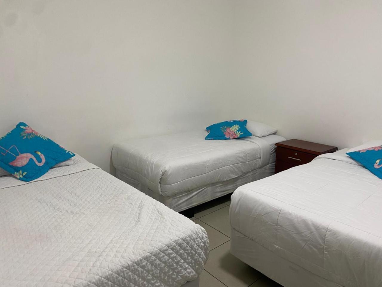 Carpao Lodging Galapagos 阿约拉港 外观 照片