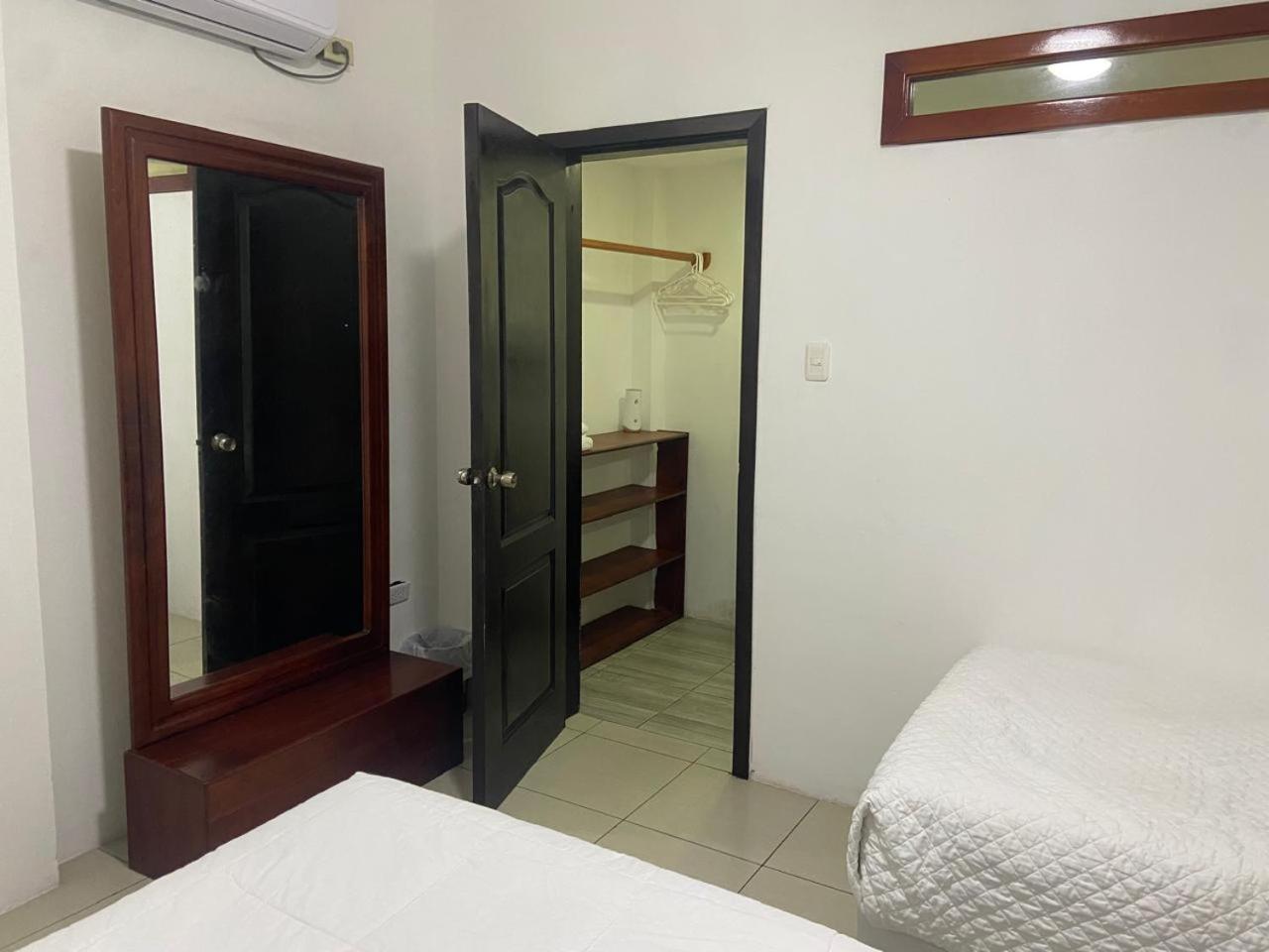 Carpao Lodging Galapagos 阿约拉港 外观 照片